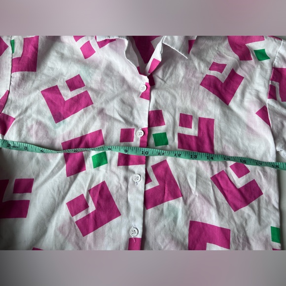 Vintage blouse short sleeves white with pink and green geometric patterns - Picture 2 of 5